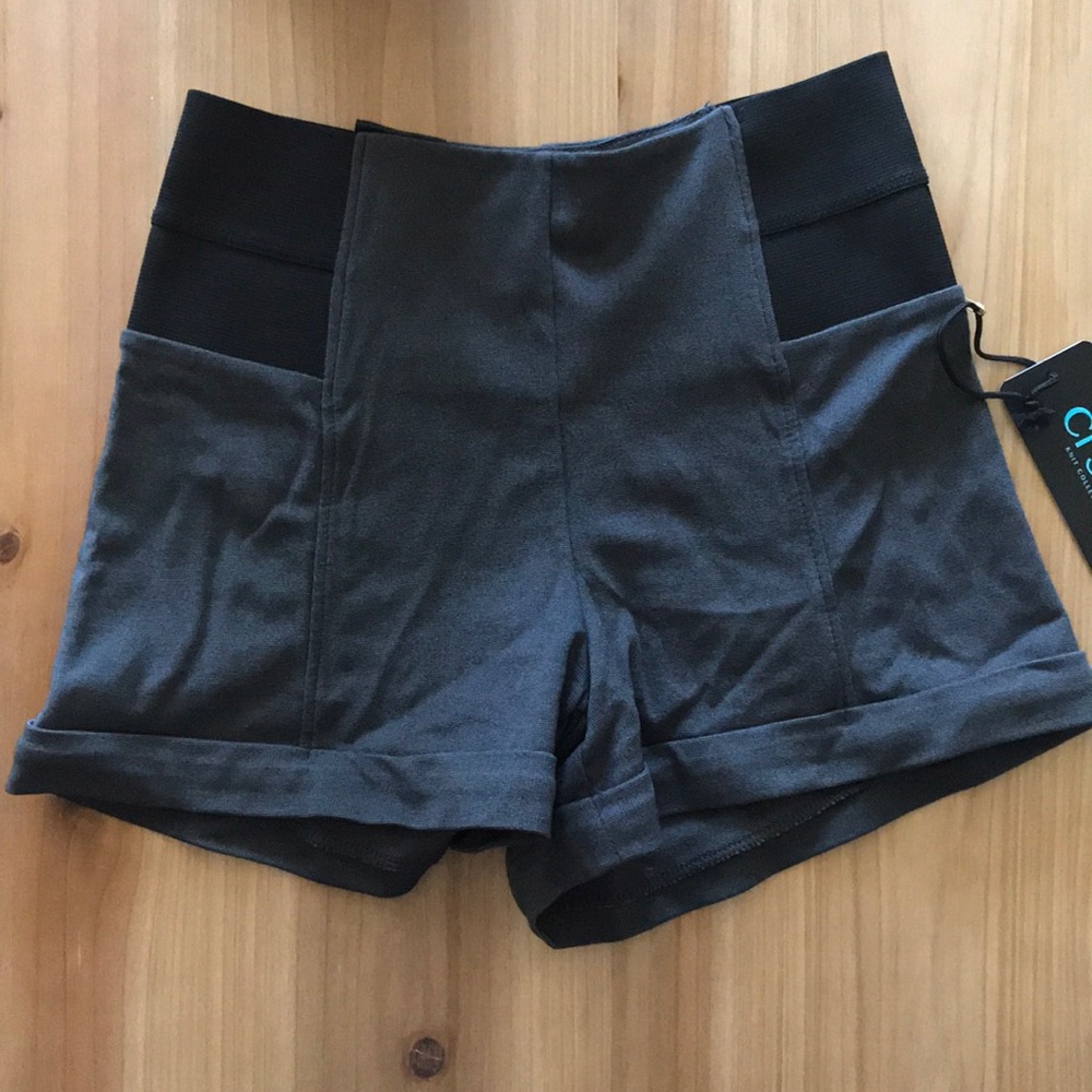NWT High waist short